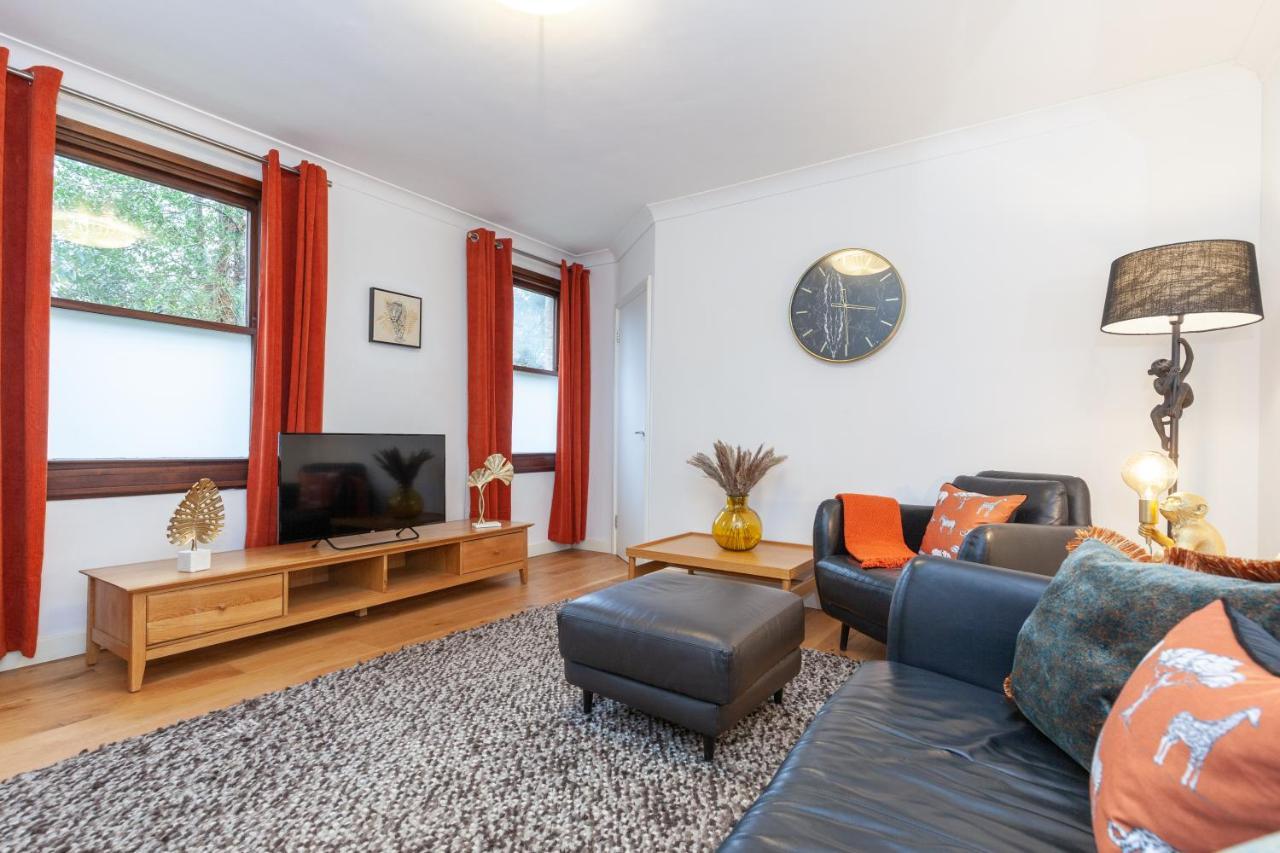 Vibrant & Bright City Centre Apartment! オックスフォード エクステリア 写真