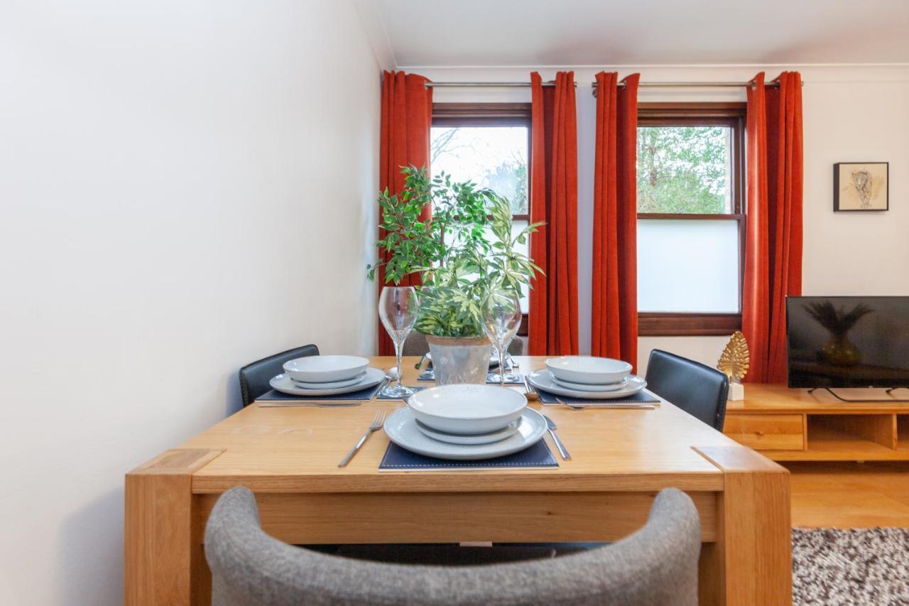 Vibrant & Bright City Centre Apartment! オックスフォード エクステリア 写真